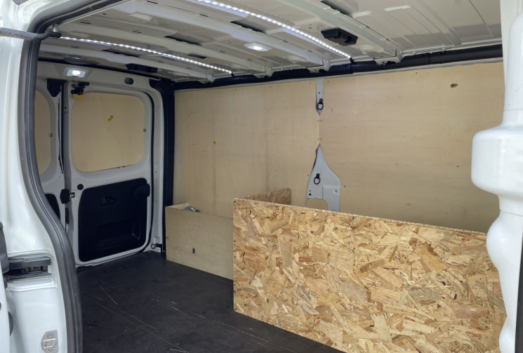Renault Trafic L2H1 3T 2.0 Blue dCi 110 ch * Garantie constructeur *32000 km * Etat neuf  
