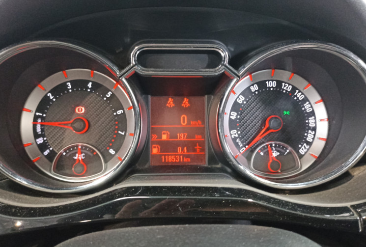 Opel Adam ROCKS 1.4 Twinport 87 ch / Radar de recul / Bluetooth