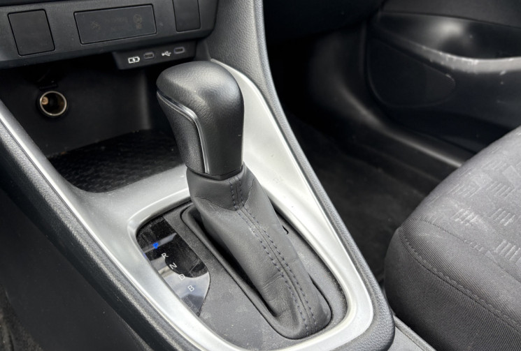 Toyota Yaris 116cv Dynamic MC24 Hybride * Carplay Sans fil * Caméra * Clim Auto * Made in France