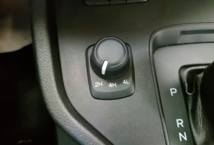 Ford Ranger 2.0 TDCI 213CH DOUBLE CABINE WILDTRAK BVA10 couvre benne électrique 