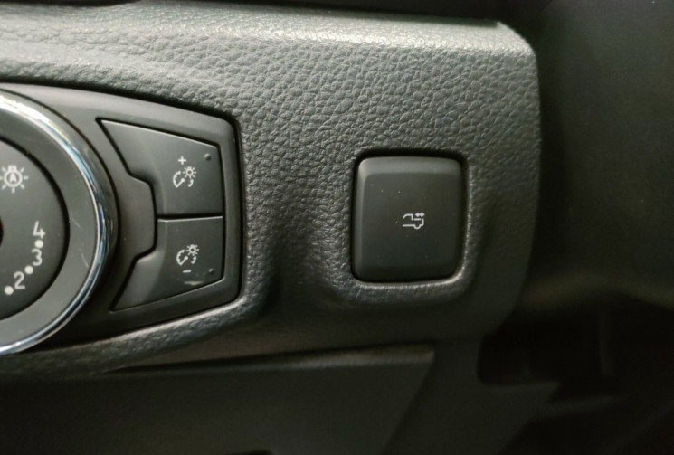 Ford Ranger 2.0 TDCI 213CH DOUBLE CABINE WILDTRAK BVA10 couvre benne électrique 