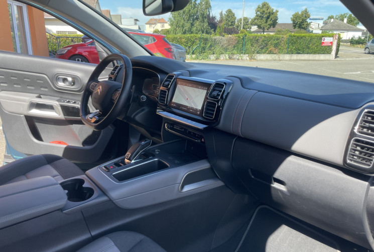 Citroën C5 Aircross 1.6  4 cylindres 180 ch  SHINE EAT8 Entretien suivi