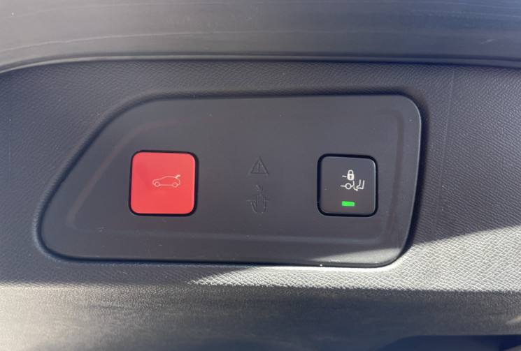 Citroën C5 Aircross 1.6  4 cylindres 180 ch  SHINE EAT8 Entretien suivi