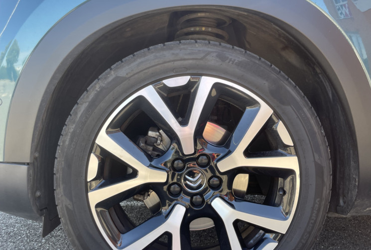 Citroën C5 Aircross 1.6  4 cylindres 180 ch  SHINE EAT8 Entretien suivi