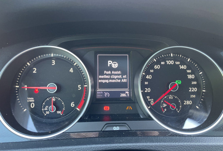 Volkswagen Golf VII 2.0 TDI 184 ch GTD DSG6/Sport & Sound/Toit Ouvrant/Caméra/ GPSRA/