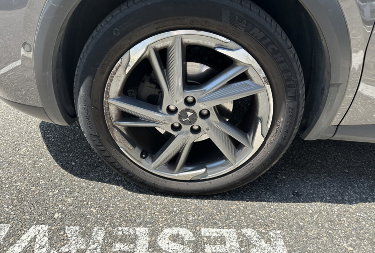 DS DS 7 Crossback BlueHDi 180 ch Rivoli / Sièges élec / Cam recul / Attelage / Tout cuir