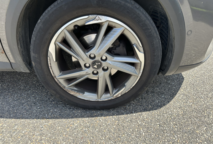DS DS 7 Crossback BlueHDi 180 ch Rivoli / Sièges élec / Cam recul / Attelage / Tout cuir