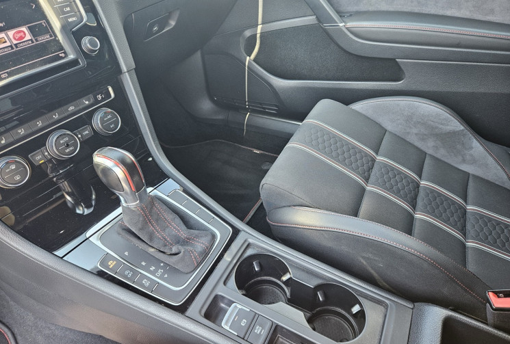 Volkswagen Golf VII PH1 2.0 TSI 265  DSG6 CLUBSPORT RECARO