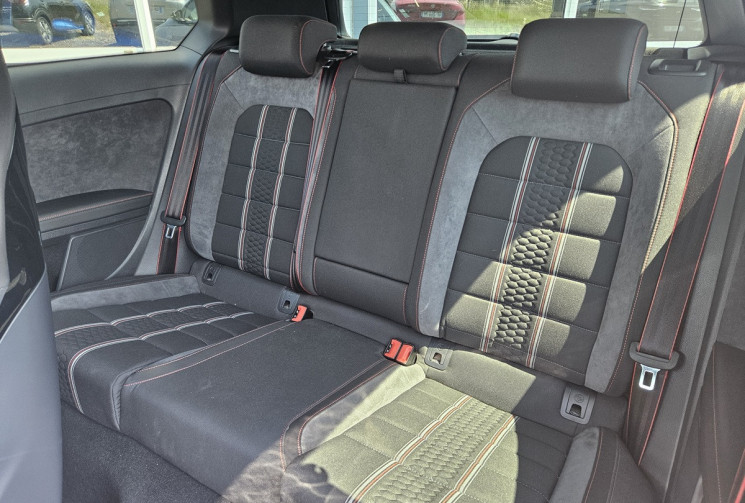Volkswagen Golf VII PH1 2.0 TSI 265  DSG6 CLUBSPORT RECARO