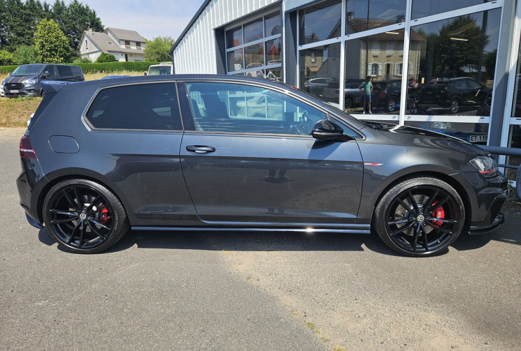 Volkswagen Golf VII PH1 2.0 TSI 265  DSG6 CLUBSPORT RECARO