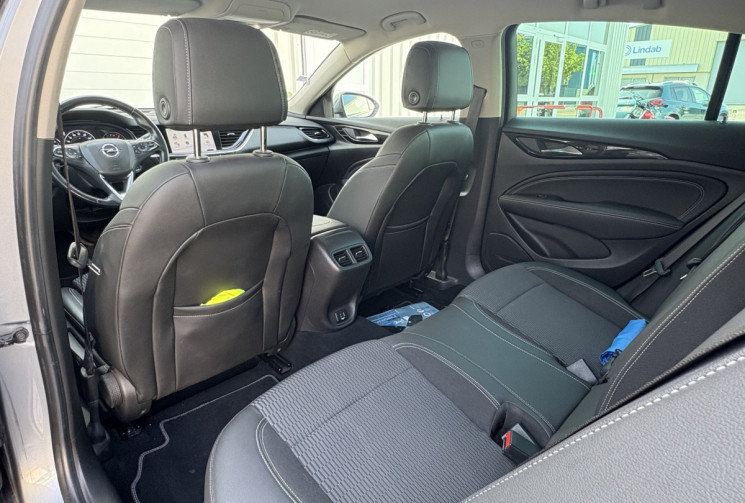 Opel INSIGNIA GRAND SPORT 136cv