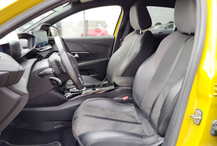 Peugeot 208 e-208 136ch GT Line