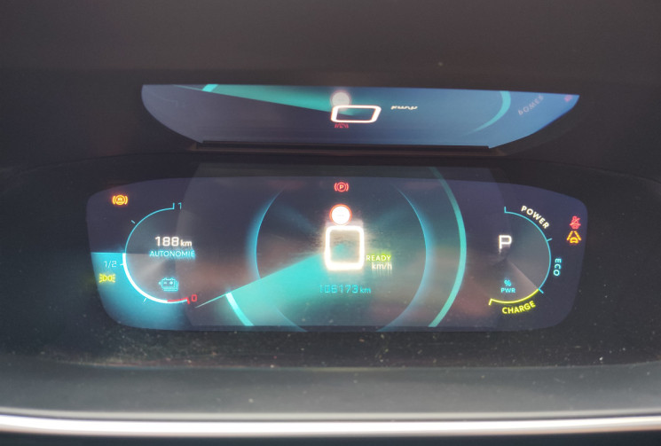 Peugeot 208 e-208 136ch GT Line