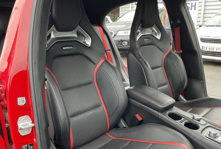 Mercedes Classe A A45 AMG 2.0 4 MATIC 7G-DCT  BVA 381 CV 