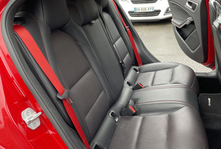 Mercedes Classe A A45 AMG 2.0 4 MATIC 7G-DCT  BVA 381 CV 
