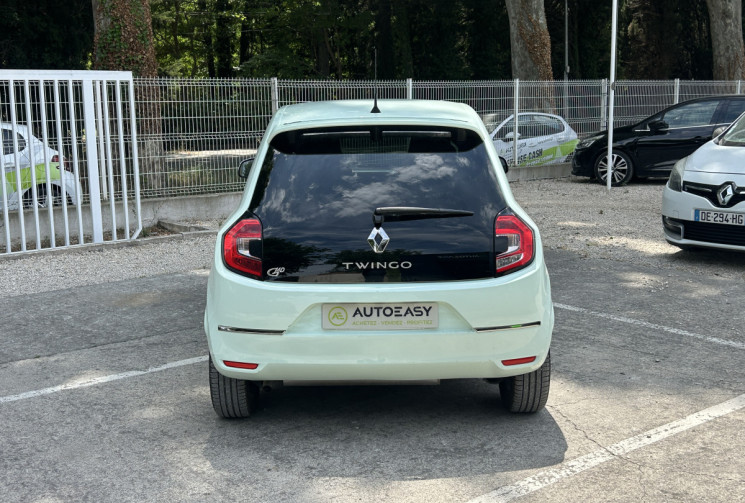 Renault Twingo III Phase 2 1.0 SCe 75 Intens moteur à chaîne / Entretien régulier