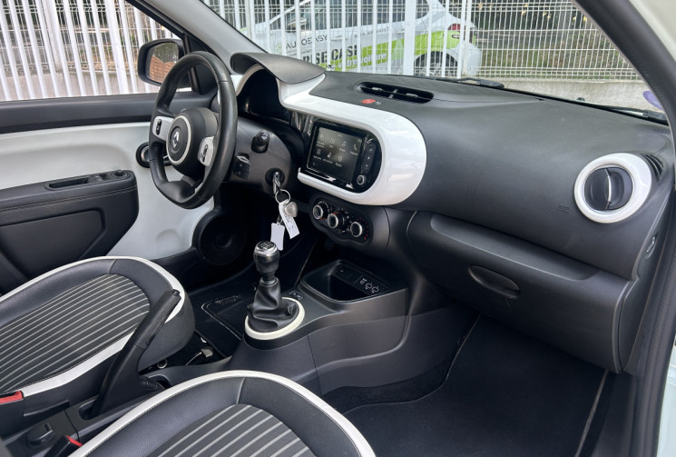 Renault Twingo III Phase 2 1.0 SCe 75 Intens moteur à chaîne / Entretien régulier