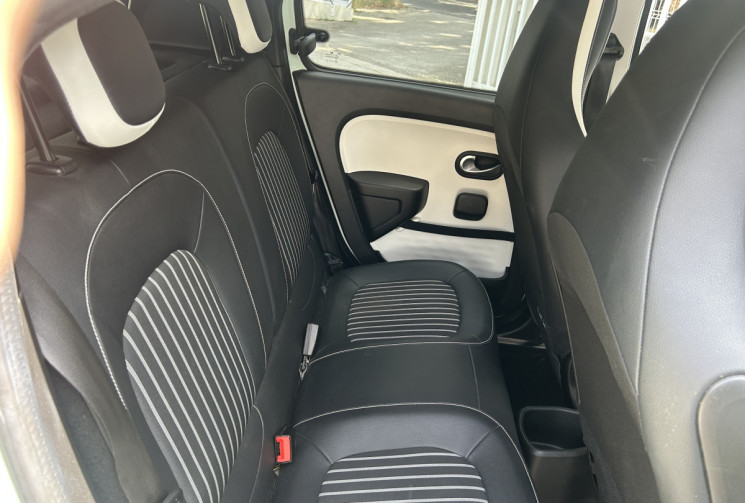 Renault Twingo III Phase 2 1.0 SCe 75 Intens moteur à chaîne / Entretien régulier