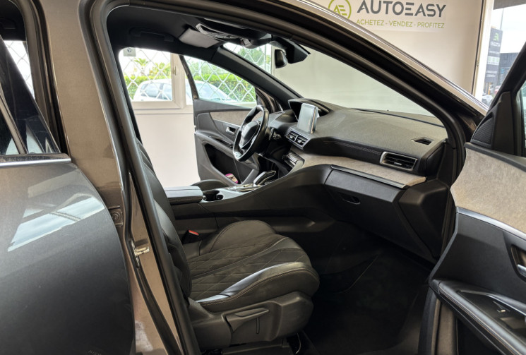 Peugeot 3008 2.0 BLUEHDI EAT6 180 GT / ENTRETIEN PEUGEOT 