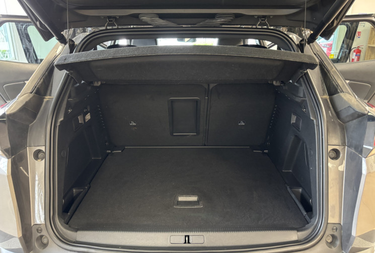 Peugeot 3008 2.0 BLUEHDI EAT6 180 GT / ENTRETIEN PEUGEOT 