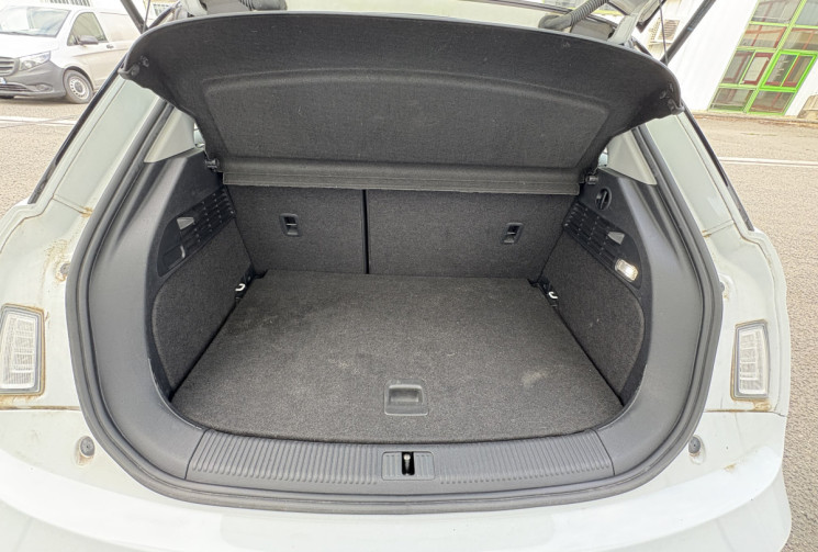 Audi A1 Sportback 1.4 TDI 90 cv Phase 2 * S Line Extérieur * Climatisation Auto * Bluetooth 