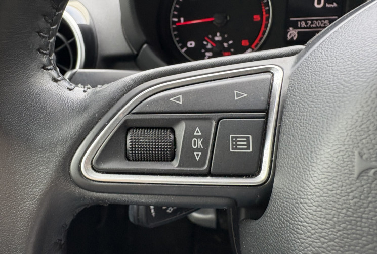 Audi A1 Sportback 1.4 TDI 90 cv Phase 2 * S Line Extérieur * Climatisation Auto * Bluetooth 