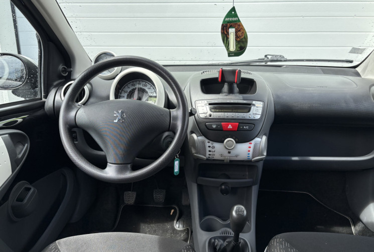 Peugeot 107 1.0 URBAN MOVE 68 cv * 5 portes * Climatisation * Roue de Secours