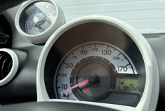 Peugeot 107 1.0 URBAN MOVE 68 cv * 5 portes * Climatisation * Roue de Secours