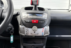 Peugeot 107 1.0 URBAN MOVE 68 cv * 5 portes * Climatisation * Roue de Secours