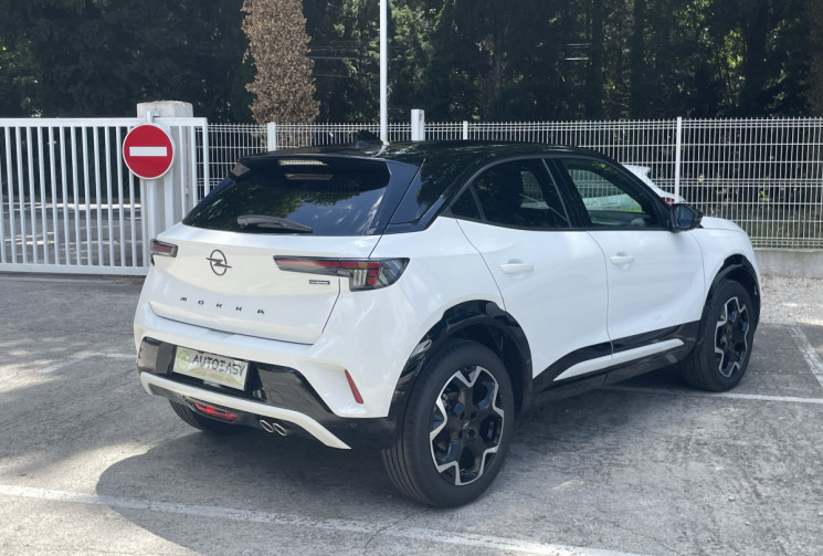 Opel Mokka  1.2 T Hybrid 136 GS * 1ère main / JA 18 / Sellerie Vegan / CarPlay / 2900 km seulement