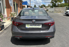 Alfa Romeo Giulia Super 2.2 JTD 180 cv BVA EAT8 Distribution neuve