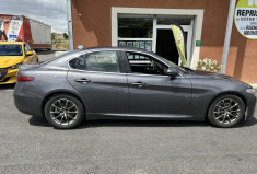 Alfa Romeo Giulia Super 2.2 JTD 180 cv BVA EAT8 Distribution neuve