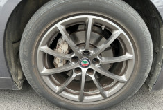 Alfa Romeo Giulia Super 2.2 JTD 180 cv BVA EAT8 Distribution neuve