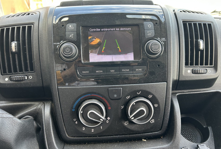 Peugeot Boxer Pour Aménagement 2.2 BLUEHDI 165 cv H2 L3 Asphlat 