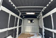 Peugeot Boxer 2.2 BLUEHDI 165 cv H2 L3 Asphalt pour Amenagement camping car 