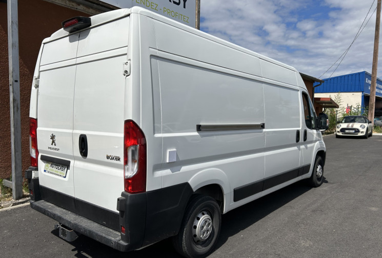 Peugeot Boxer 2.2 BLUEHDI 165 cv H2 L3 Asphalt pour Amenagement camping car 