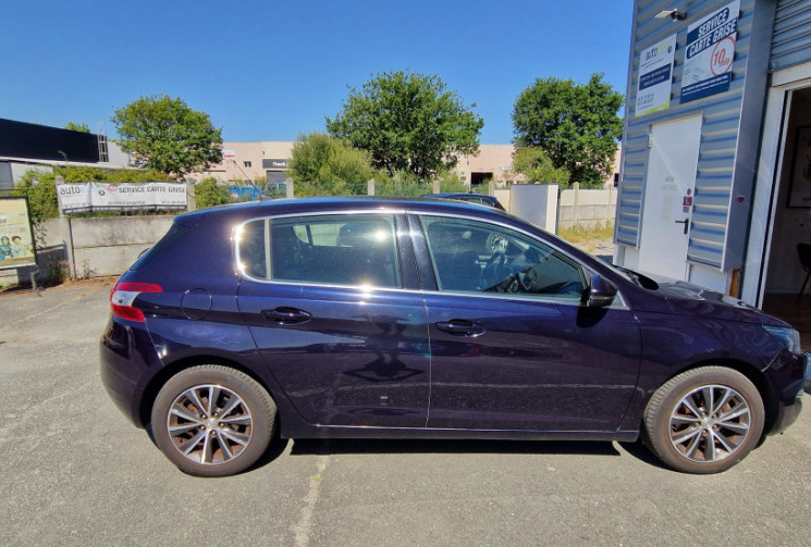 Peugeot 308 1.6 BLUE HDI 120 CV ALLURE 5 PORTES