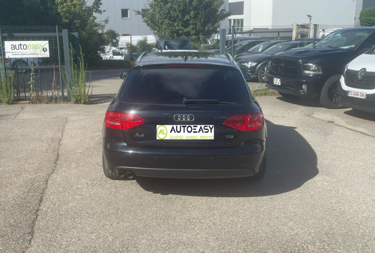 Audi A4 2.0 / 143 CH / AMBIENTE 