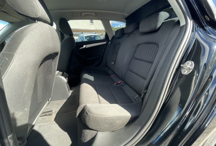 Audi A4 2.0 / 143 CH / AMBIENTE 