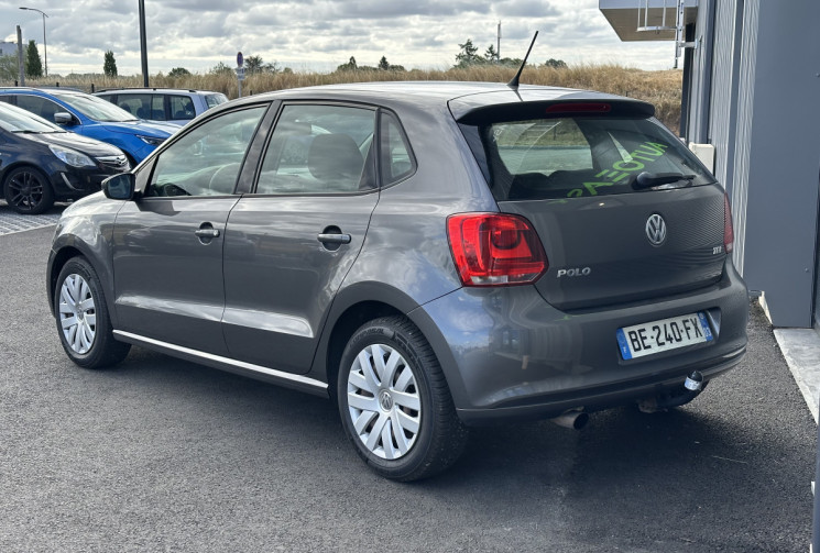 Volkswagen Polo V 5 portes 1.6 TDI 90 cv CONFORTLINE - Attelage