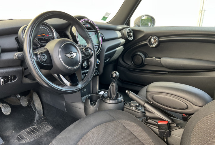Mini Cooper 3 Portes One 1.2 i 102 cv