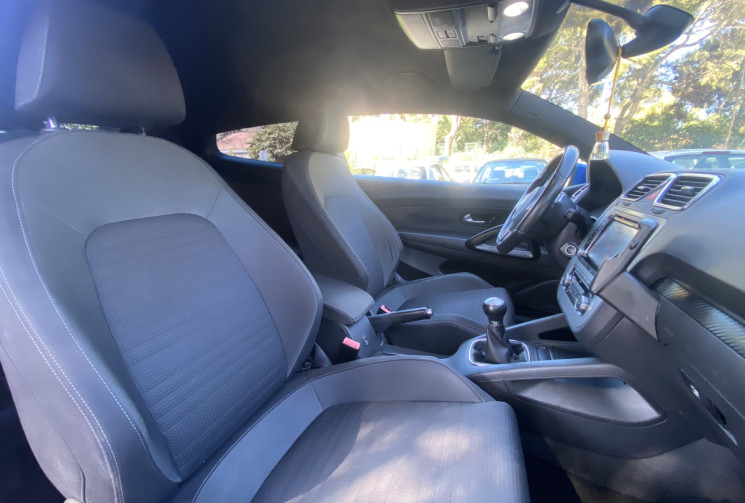 Volkswagen Scirocco II 2.0 TFSI 16V 211 CH COUPE