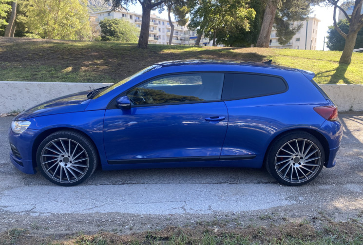 Volkswagen Scirocco II 2.0 TFSI 16V 211 CH COUPE