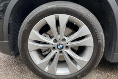 BMW X1 sDrive18dA 150 ch xLine / Toit ouvrant panoramique en verre / Attelage