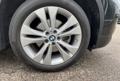 BMW X1 sDrive18dA 150 ch xLine / Toit ouvrant panoramique en verre / Attelage