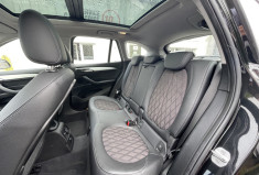 BMW X1 sDrive18dA 150 ch xLine / Toit ouvrant panoramique en verre / Attelage