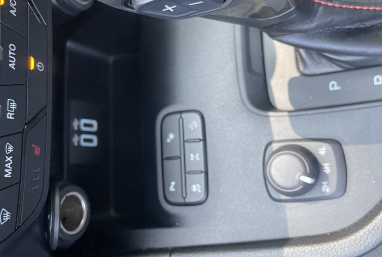 Ford Ranger III 2.0 ECOBLUE 213 DOUBLE CAB STORMTRAK