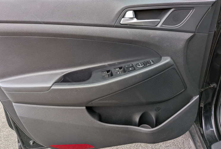 Hyundai Tucson III 1.6 CRDI 2WD 115 SELECTIVE / TRES BON ETAT / GARANTIE 12 MOIS