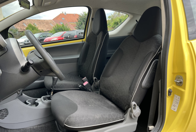 Peugeot 107 1.0 i 68cv