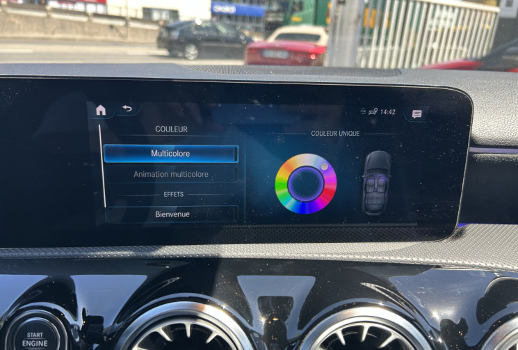 Mercedes Classe A IV 200 D 150 Ch AMG LINE 8G-DCT * PACK PREMIUM PLUS * TOIT OUVRANT * ECLAIRAGE 